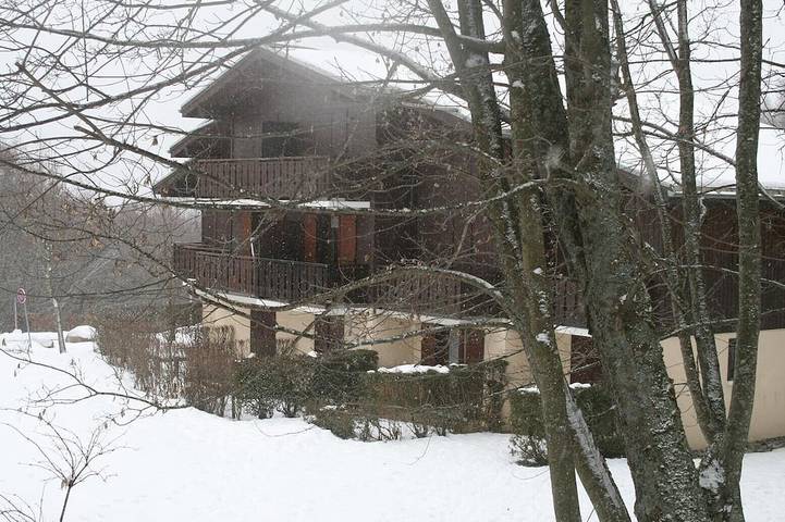 Chalet pour 4 personnes, avec terrasse à Demi-Quartier