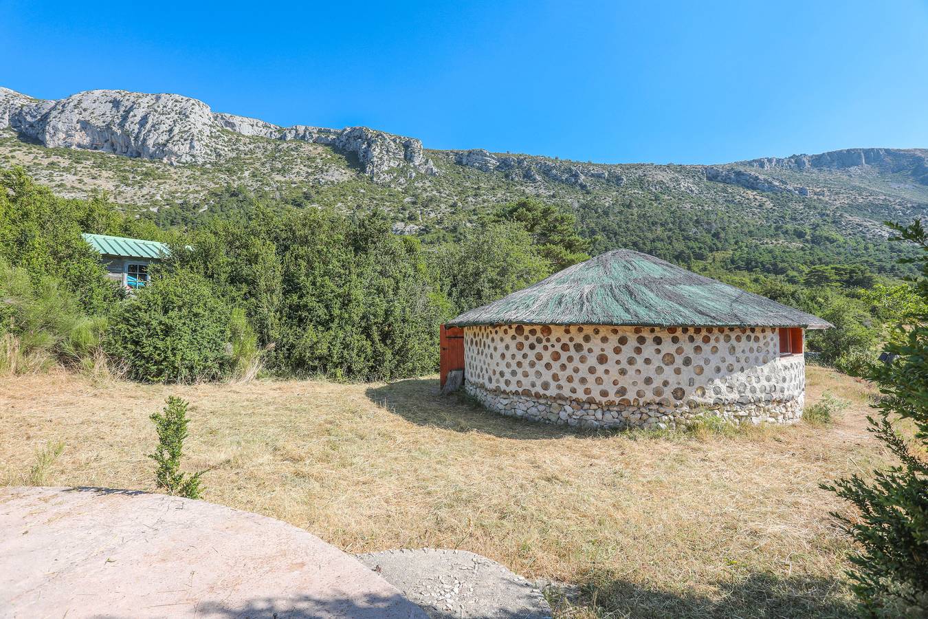 Camping pour 4 Personnes dans Bargème, Région de Draguignan