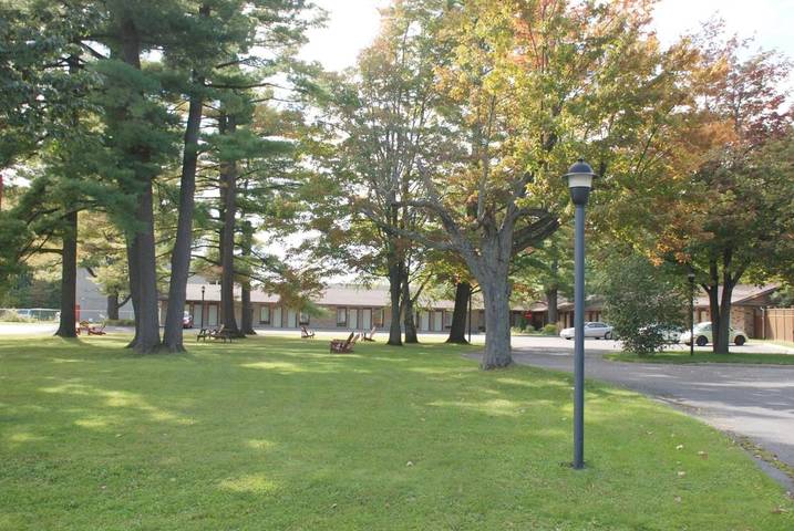 Chambre d’hôte pour 4 personnes, avec vue et jardin à Ottawa