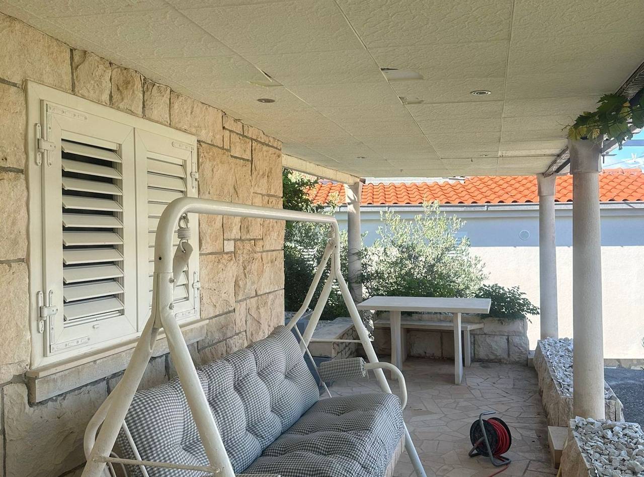 Ferienhaus für 7 Personen mit Garten in Supetar, Brac