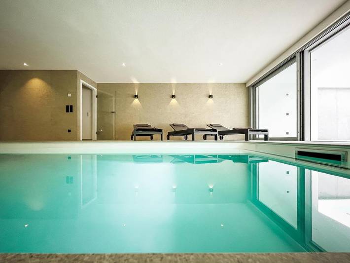 Ferienwohnung für 4 Personen, mit Balkon und Terrasse sowie Pool und Sauna in Weil am Rhein
