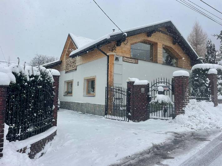 Willa dla 10 osób, z widok i ogród oraz sauna w Szczyrk