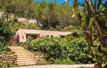Villa in Santa Eulària des Riu, East Ibiza für 8 