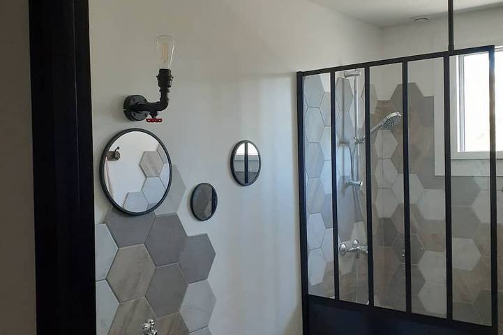 Location de vacances pour 13 personnes, avec jardin et balcon à Suze-la-Rousse - 4