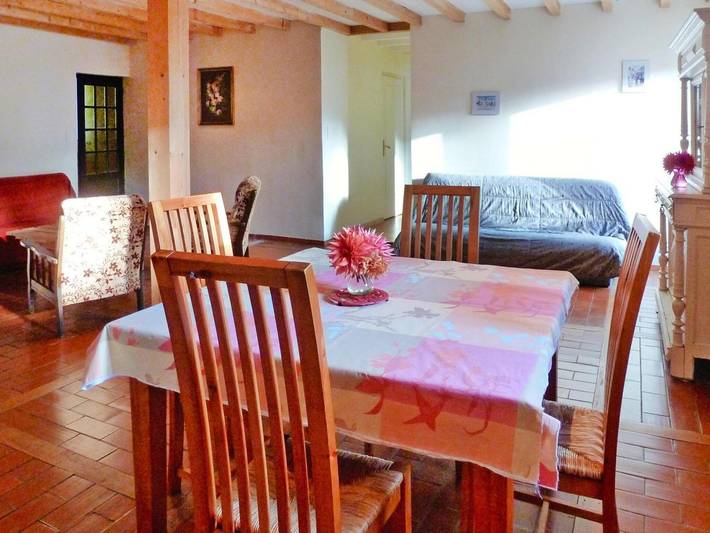 Apartamento entero, Retiro rural con piscina en las colinas in Retournac, Alto Loira