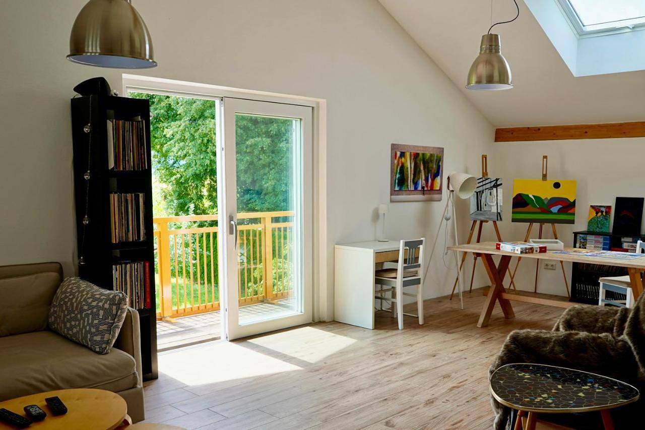 Ferienhaus Am Weitfeld - Ruheoase mit Garten & Bergblick nahe Salzburg in Ainring, Rupertiwinkel