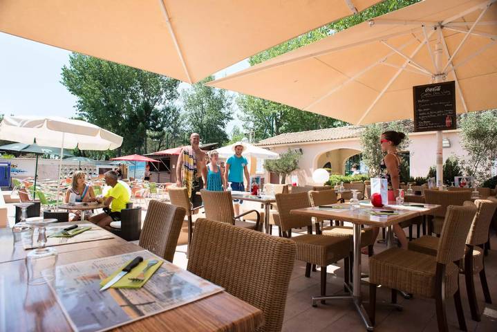 Cottage Grand Méditerranéen 4 bis 6 Personen - 4 Personen. im Preis inbegriffen in Le Grau-du-Roi, Côte d'Améthyste