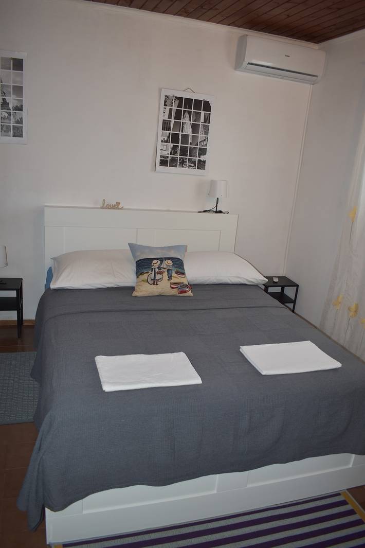 Apartament wakacyjny dla 5 osób, z Balkon/ taras w Seget Vranjica