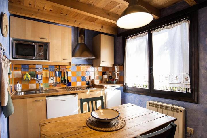 Casa rural para 4 personas, con jardín y vistas, Se admiten mascotas en Provincia de Burgos - 2