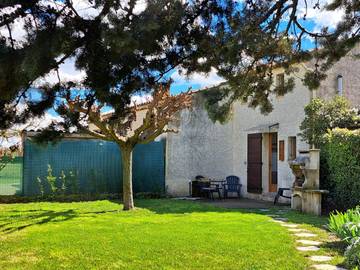Gîte pour 2 personnes, avec jardin et terrasse, animaux acceptés dans le Vaucluse