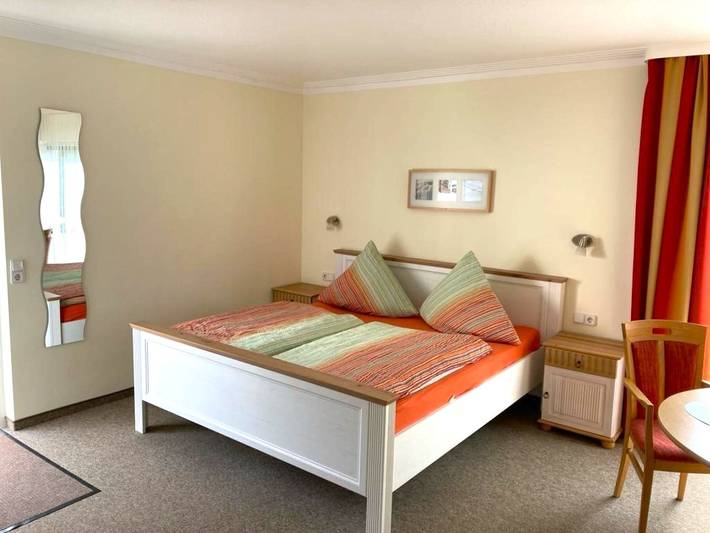 Ganze Ferienwohnung, Ferienhaus Kruse - Ferienhaus Kruse mit Terrasse in Ückeritz, Bernsteinbäder