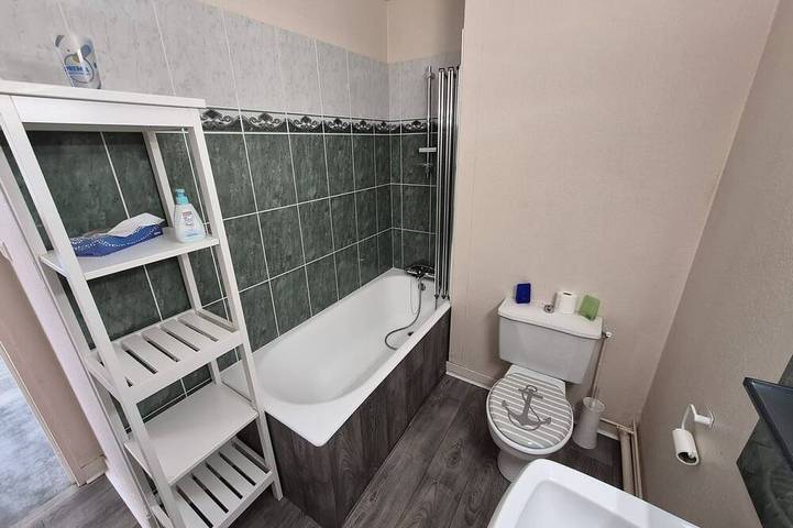 Gîte pour 4 personnes, avec balcon dans Plage de l'Ermitage - 4