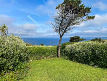 Cottage for 13 People in Mullion, Cornwall, Photo 2