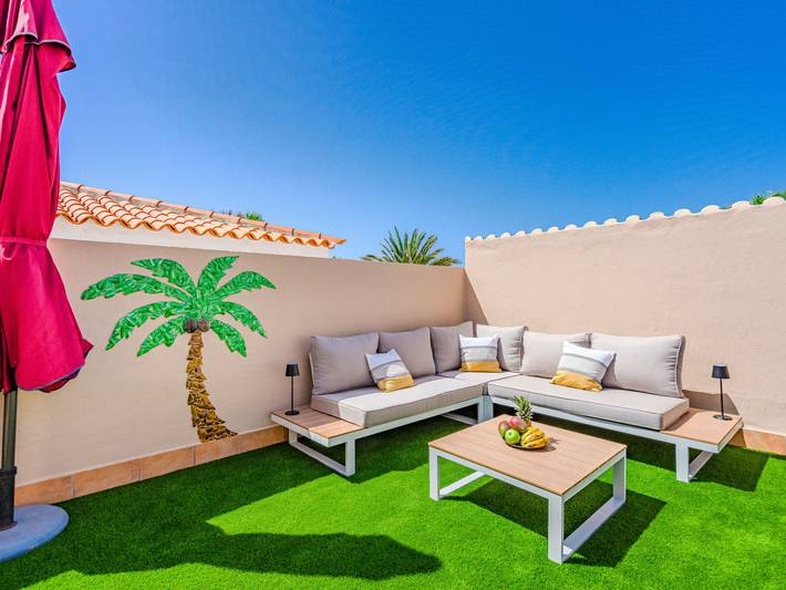 Location de vacances pour 6 personnes, avec jardin et vue ainsi que piscine et terrasse à Callao Salvaje - 3