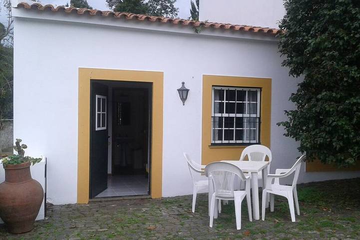 Gîte pour 2 personnes, avec Jardin à Angra do Heroísmo