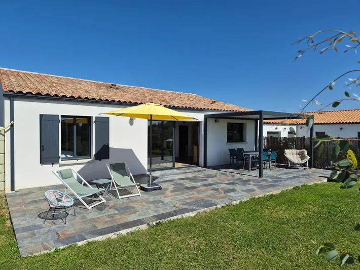 Casa de vacaciones para 6 personas, con terraza y jardín - 1