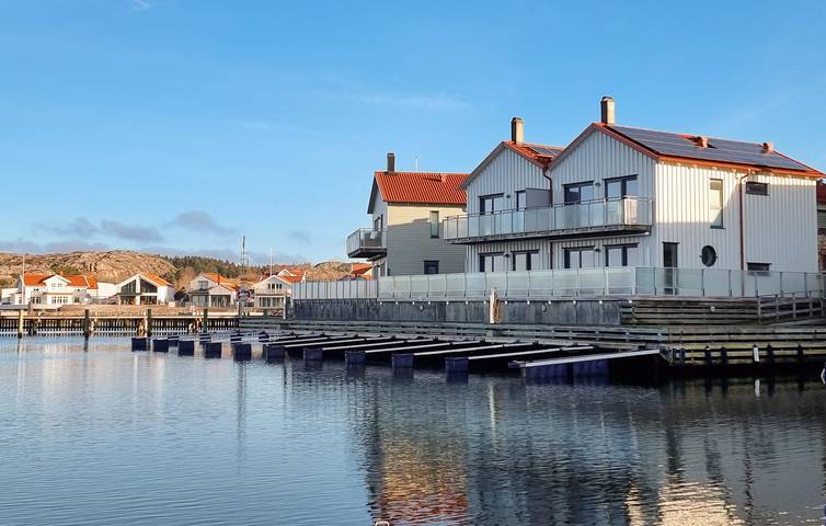 Ferienhaus für 6 Personen, mit Terrasse und Sauna sowie Ausblick in Rönnäng