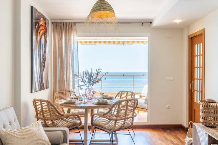 Appartement de vacances pour 4 personnes, avec Vue sur l’océan et Piscine