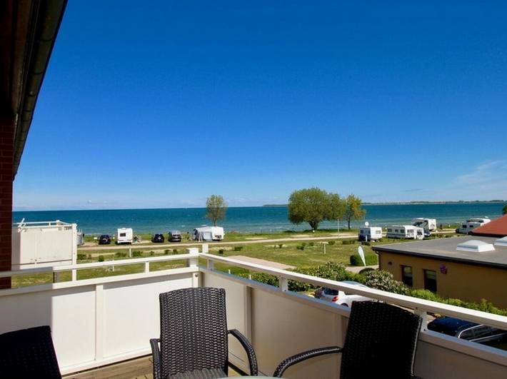 Ferienwohnung für 4 Personen, mit Balkon und Terrasse sowie Sauna in Zierow