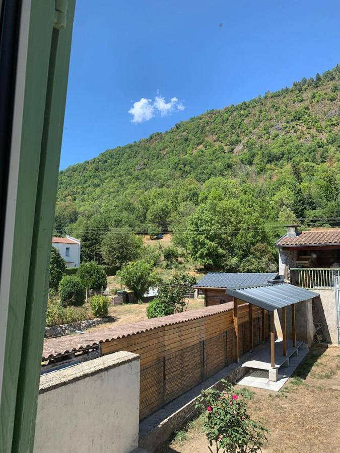 Maison coeur de village à Saurat in Saurat, Parc naturel régional des Pyrénées ariégeoises