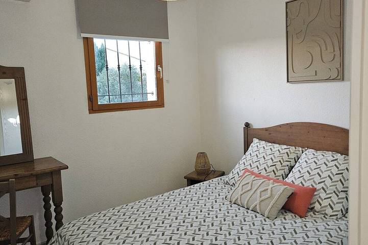 Location de vacances pour 6 personnes, avec terrasse dans Plage de Lozari - 2