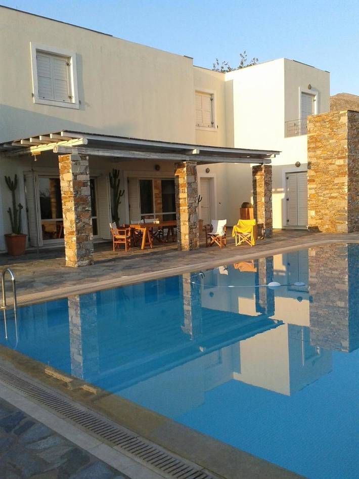 Location de vacances pour 6 personnes, avec jardin ainsi que piscine et vue, animaux acceptés dans Carystos - 3