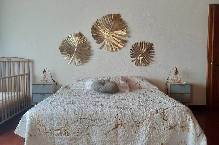 Location de vacances pour 6 personnes, avec terrasse et jardin à Solaro - 4