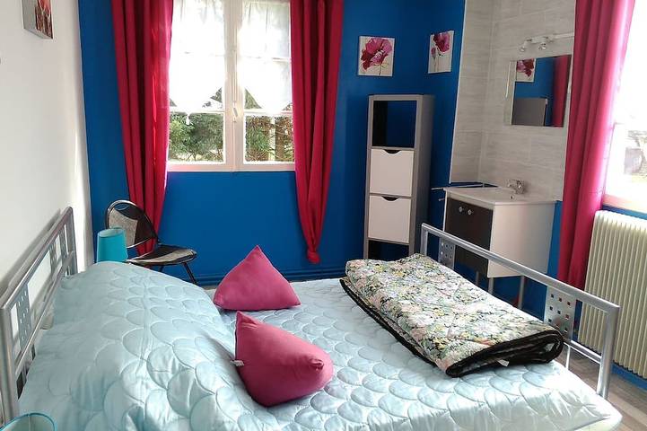 Gîte pour 10 personnes, avec terrasse et piscine ainsi que jardin et jacuzzi, animaux acceptés à Aire-sur-l'Adour - 2