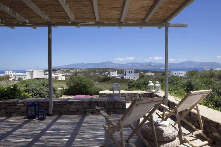 Villa pour 8 personnes, avec vue sur l’océan ainsi que jardin et balcon dans Paros - 4