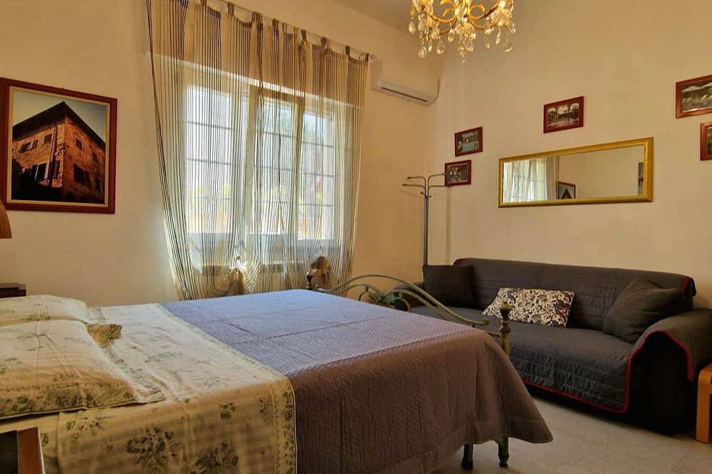 Ganze Wohnung, Wohnung in Torre Del Lago Puccini mit 1 Schlafzimmern 2 Schlafplätzen in Torre del Lago Puccini, Viareggio