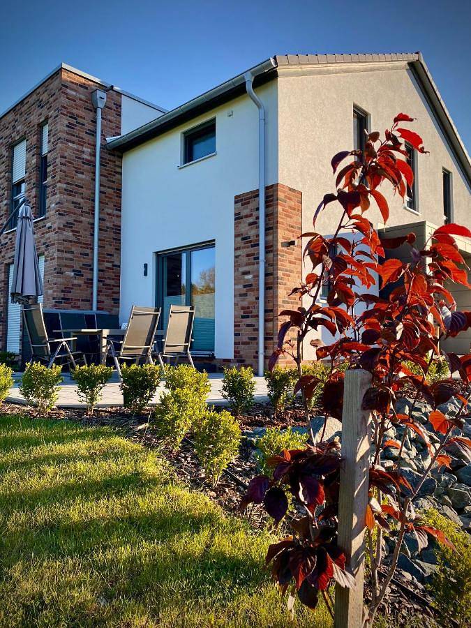 Ferienwohnung für 4 Personen, mit Terrasse und Garten sowie Seeblick und Ausblick in Oelsnitz - Vogtland & Umgebung - 2
