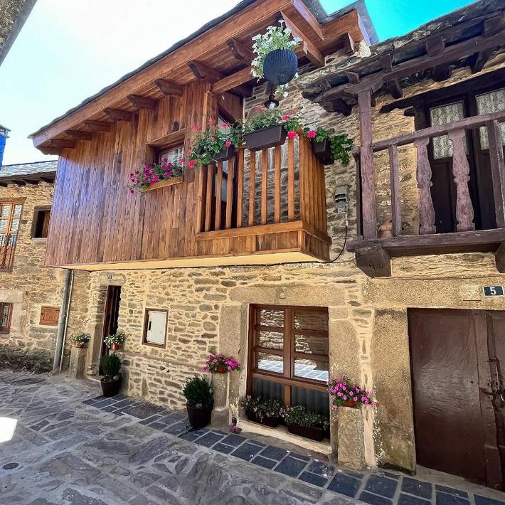 Apartamento para 4 personas, con Balcón en Puebla de Sanabria
