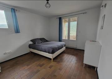 Auberge pour 4 personnes, avec vue et jardin, animaux acceptés à La Palud-sur-Verdon