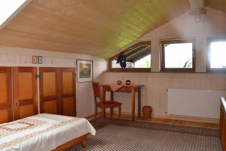 Ganze Wohnung, Ferienwohnung Hochries, Dachgeschoss, 48 qm in Bad Feilnbach, Alpenland Tegernsee Schliersee