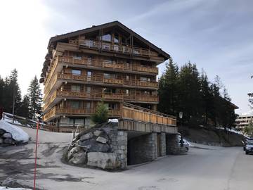 Gîte pour 6 personnes, avec balcon à Courchevel