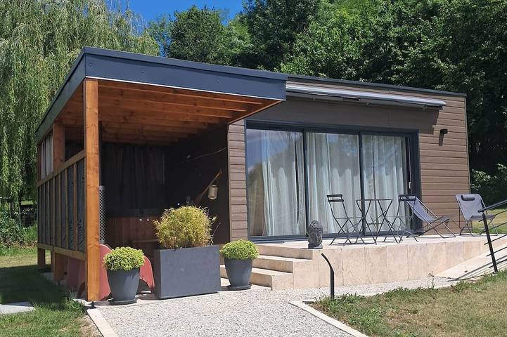 Location de vacances pour 2 personnes, avec Jacuzzi à Diémoz