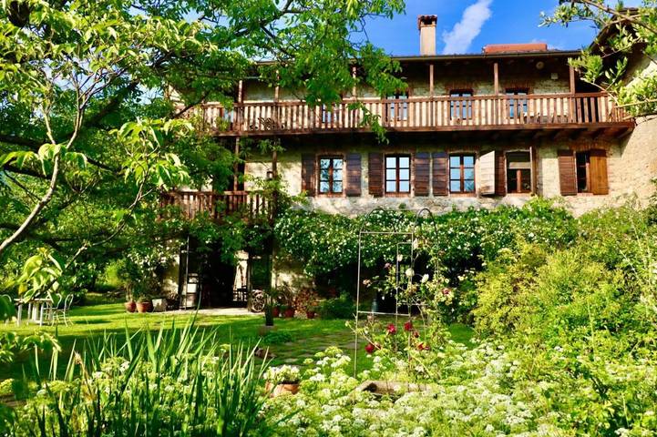 Appartamento per 5 persone, con Balcone e Terrazza nonché Giardino a Faedis