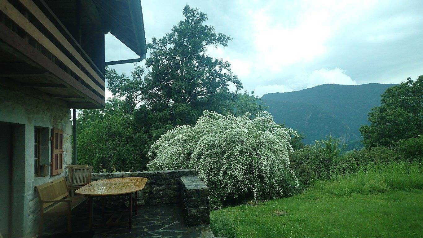 Maison d'hôtes "Chez l'Oncle", à 10 km d'Annecy - Chambre au Nord Est avec Balcon in Dingy-Saint-Clair, Région d'Annecy