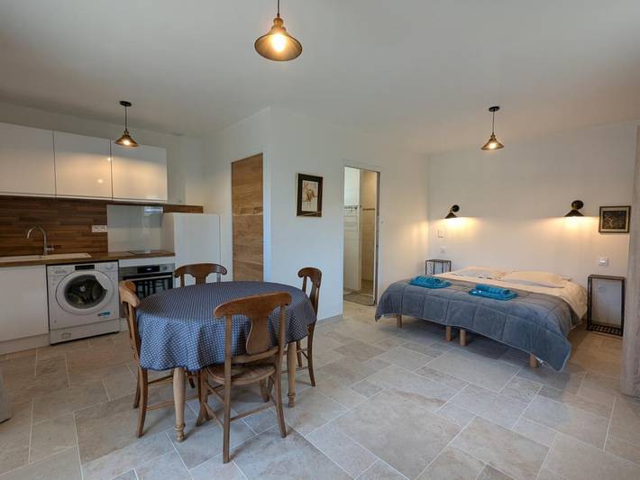 Studio pour 2 personnes, avec jardin en Charente - 2