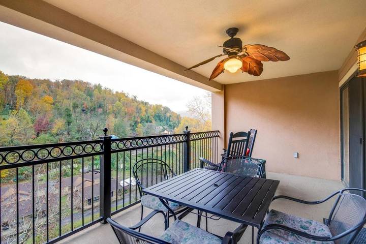 Apartamento de vacaciones para 6 personas, con piscina además de jardín y jacuzzi - 1