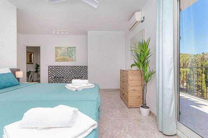 Ganze Wohnung, Presidential suite in the Plaza of Villamartin. Front line Golf. No noise. in Brisas y Golf, Orihuela