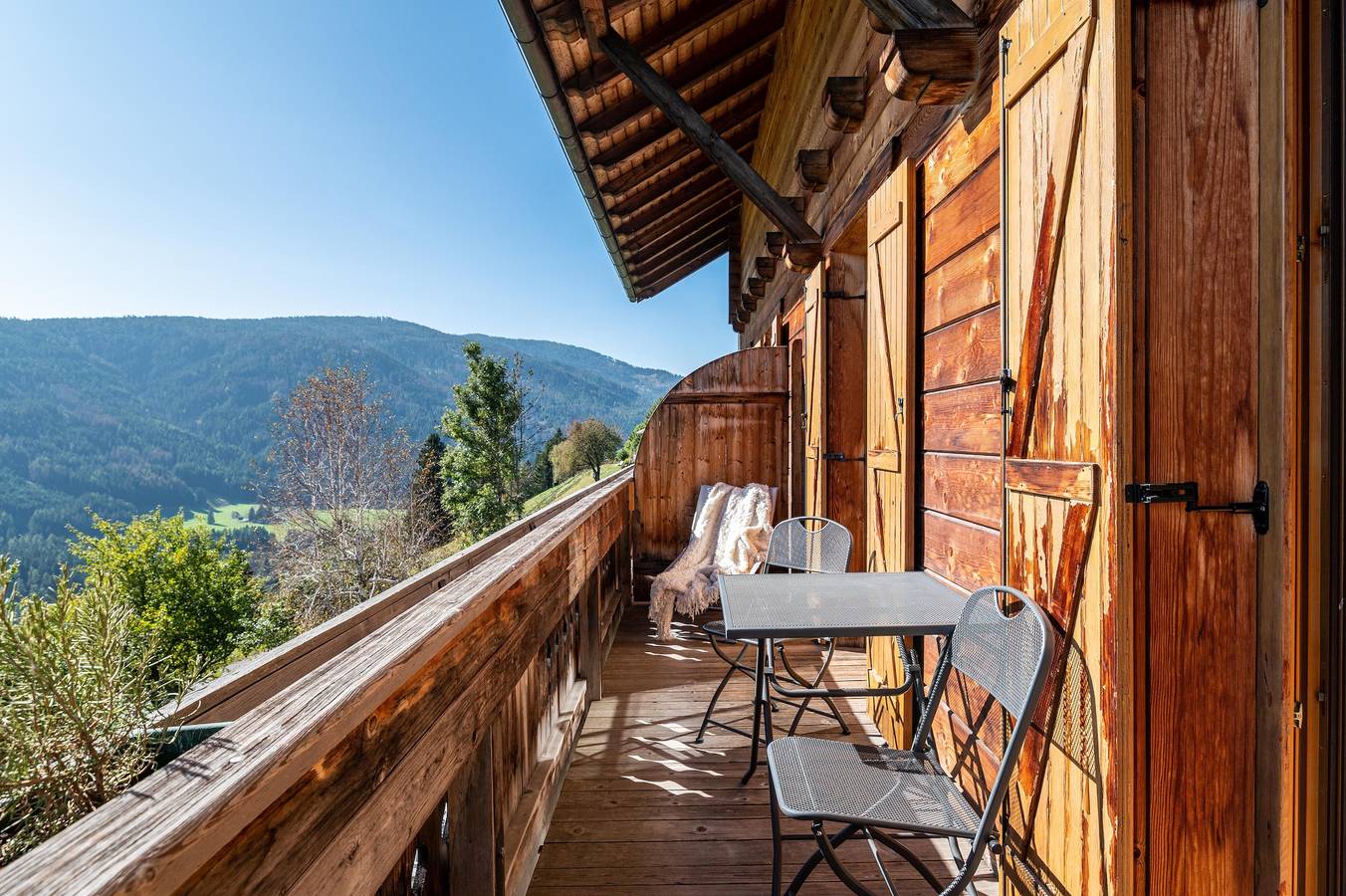 Ganze Wohnung, Ferienwohnung Häuslerhof Pinus mit Bergblick, Balkon und Wlan in Villgratner Berge, Niederdorf
