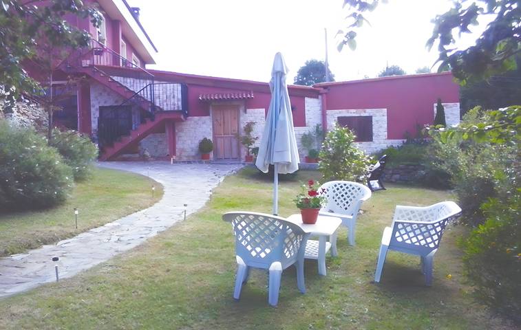 Casa rural para 4 personas, con Jardín en Pruneda - 2