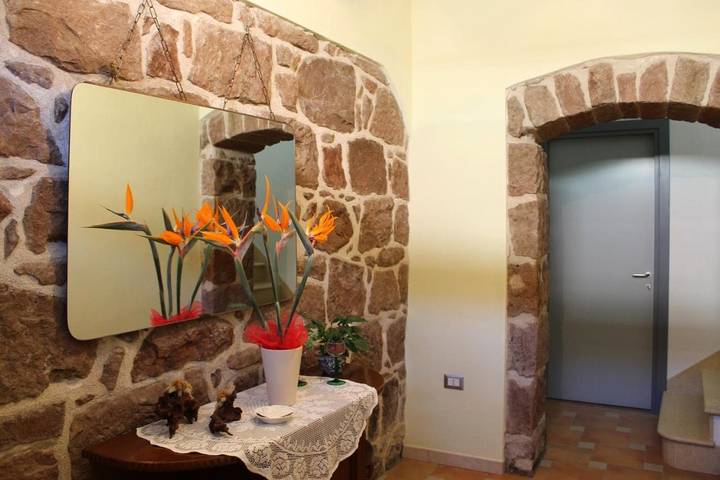 Cottage pour 2 personnes, avec terrasse à Fordongianus