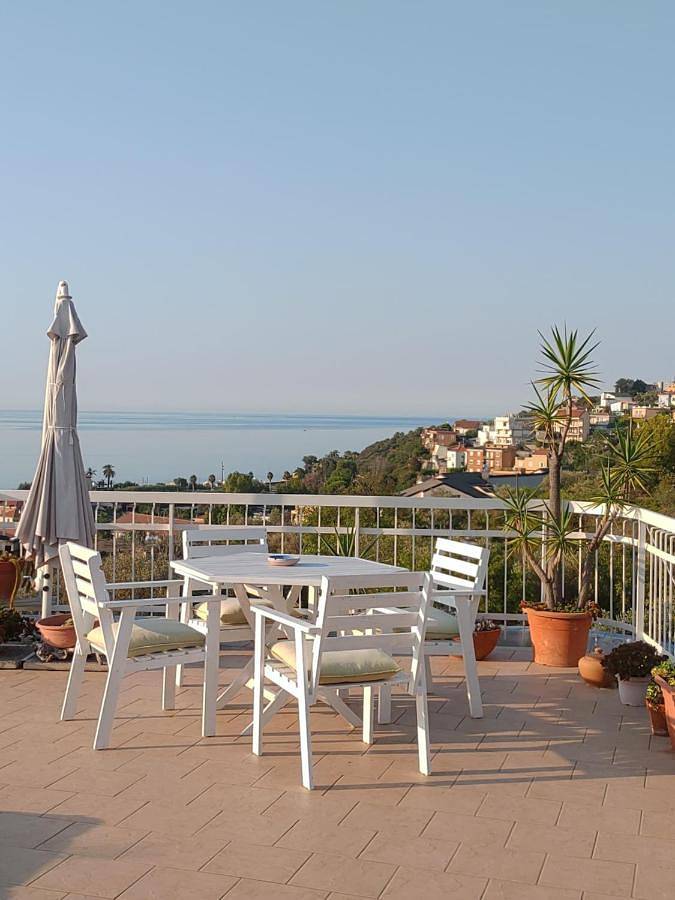 Location de vacances pour 2 personnes, avec vue et balcon à Albenga - 3