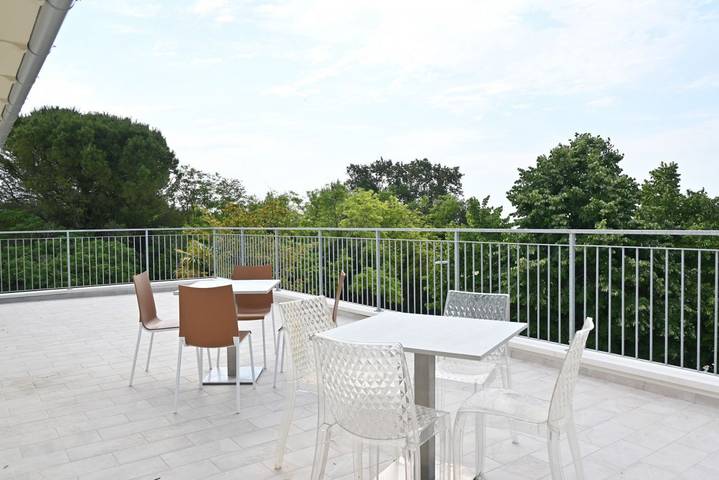 Appartement entier, S372 – Sirolo, comfortable one-bedroom apartment with air conditioning and private parking in Sirolo, Riviera del Conero