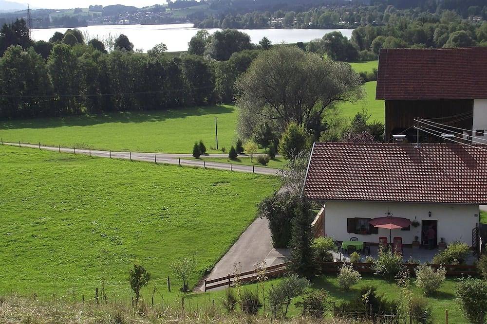 Gemütliches Familien Ferienhaus in ruhiger Umgebung m. großer Terrasse u. Balkon in Steingaden, Romantische Straße