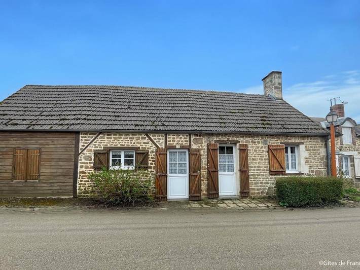 Gîte pour 4 personnes, avec jardin à Rabodanges