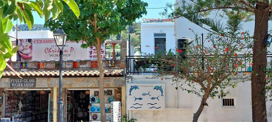 Ferienwohnung für 2 Personen, mit Balkon und Terrasse sowie Ausblick in Kritsa