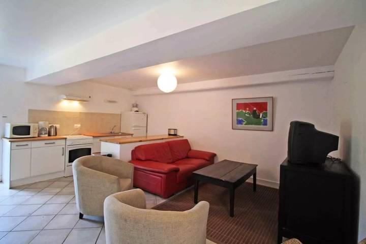 Gîte pour 15 personnes, avec jardin à Vicq-sur-Breuilh - 3